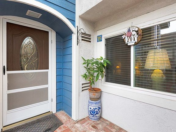 5th image of 2730 Fairlane Pl