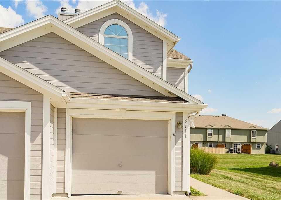 5711 NW Sunrise Meadow Cir, Lees Summit, MO 64064 Zillow