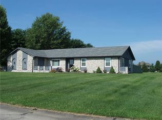8 Al Mar Dr, Bargersville, IN