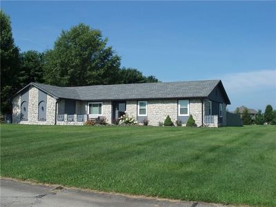 8 Al Mar Dr, Bargersville, IN, 46106