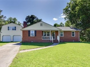 1748 Pattie Ln, Chesapeake, VA 23321