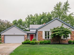 578 Monterey Dr, Crystal Lake, IL 60014