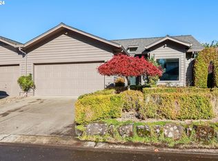 385 Spinnaker Way, Columbia City, OR 97018