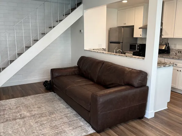 6213 Carlow Dr APT 2, Citrus Heights, CA 95621