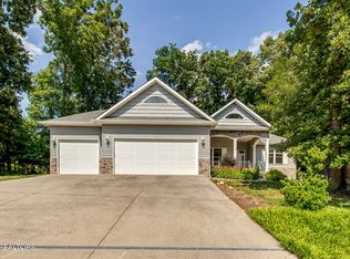 401 Tanasi Way, Loudon, TN 37774