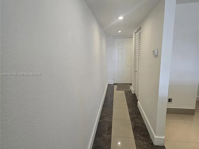 2903 N Miami Beach Blvd #804 — Photo 1