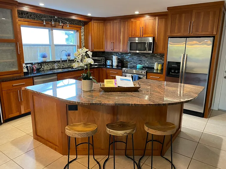1268 Lake Shore Dr — Photo 8