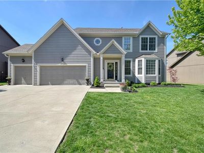 17355 W 161st St, Olathe, KS, 66062