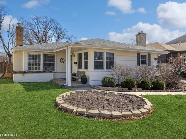 5325 Woodland Ave, Western Springs, IL 60558