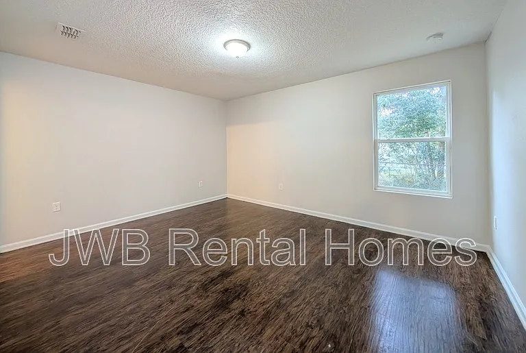 7706 Dandy Ave — Photo 6