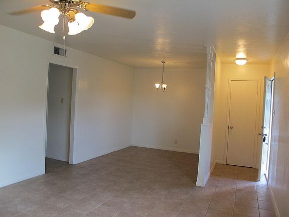 2nd image of 306 Mockingbird Ln #B
