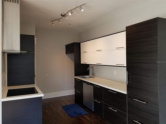 5th image of 835 7th Ave S APT 3