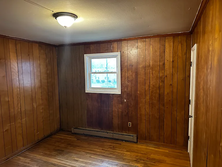 2115 Phaup St #8 — Photo 8