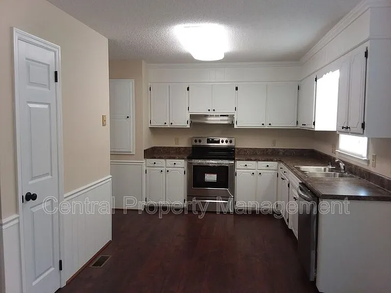 5423 Parris Bridge Rd — Photo 4