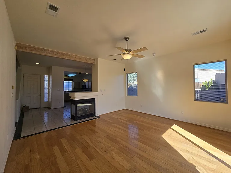 4421 Blue Juniper Loop — Photo 4