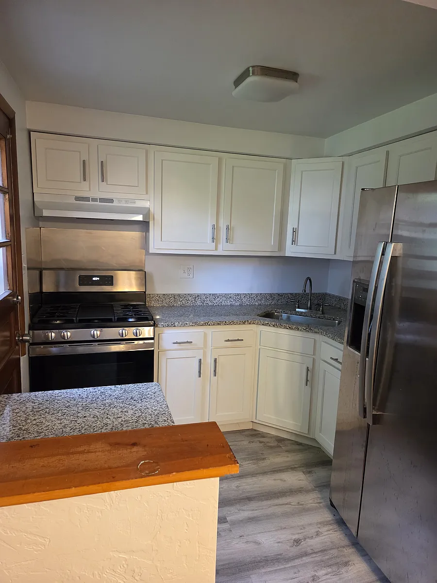Building Photo - 149 S Euclid Ave #1
