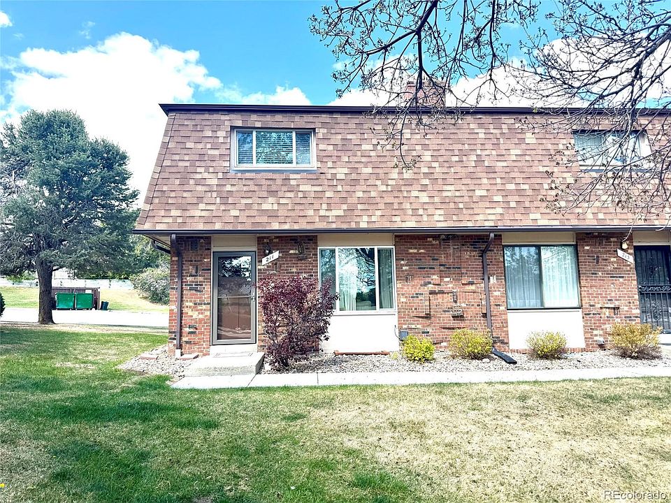 1st image of 211 Holman Way