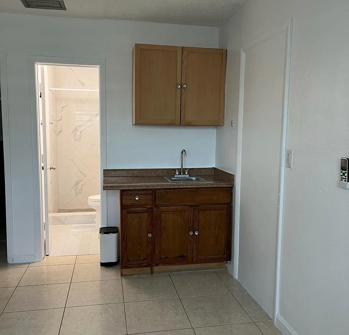 Studio, 400 sqft, $1,250 — Photo 4