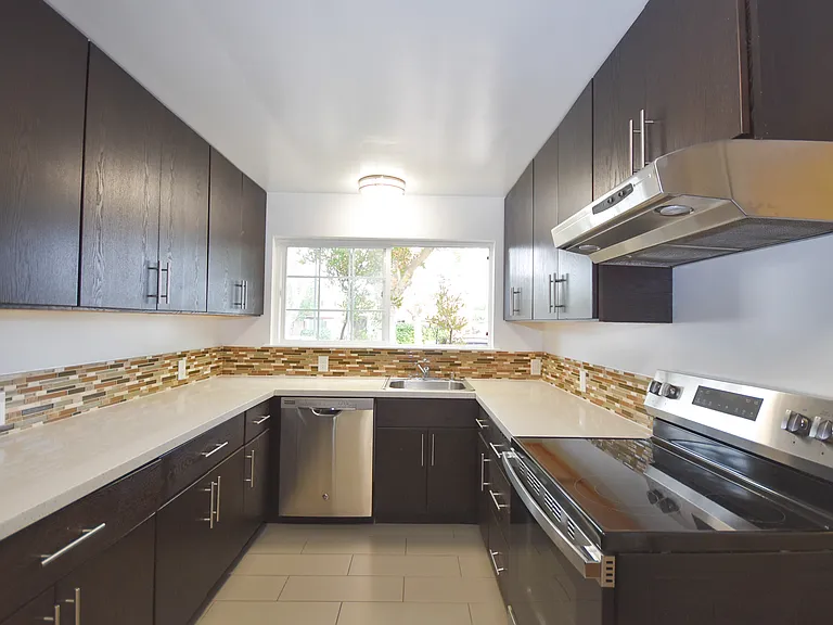 46 Barneson Ave #1 — Photo 3