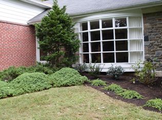 209 Country Rd, Berwyn, PA 19312