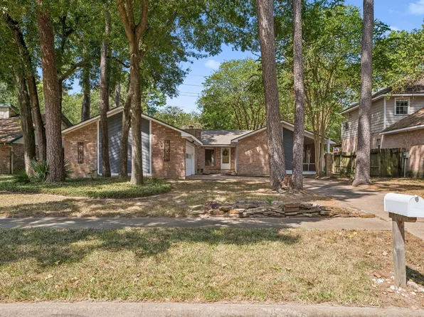 15119 Willow Branch Dr, Houston, TX 77070