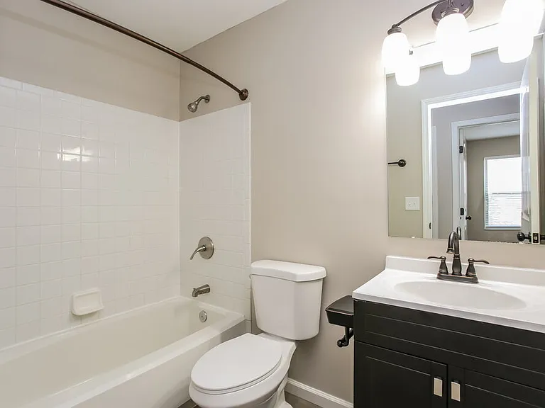 445 Oak Meadow Dr — Photo 14