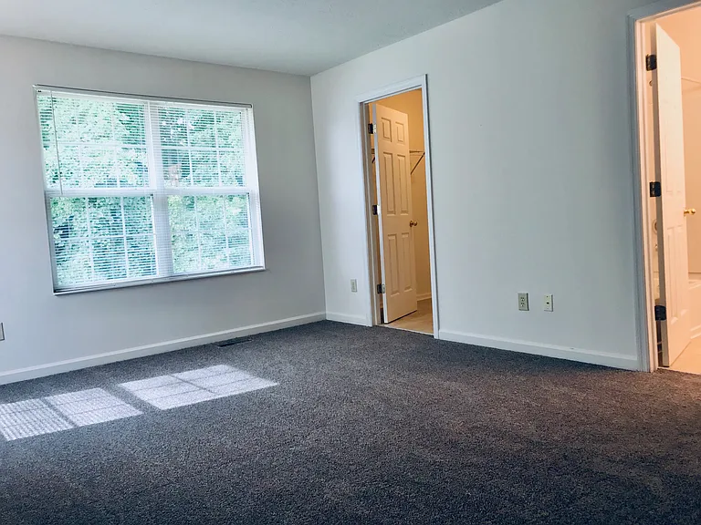 3840 Rohling Oaks Dr #C7 — Photo 7