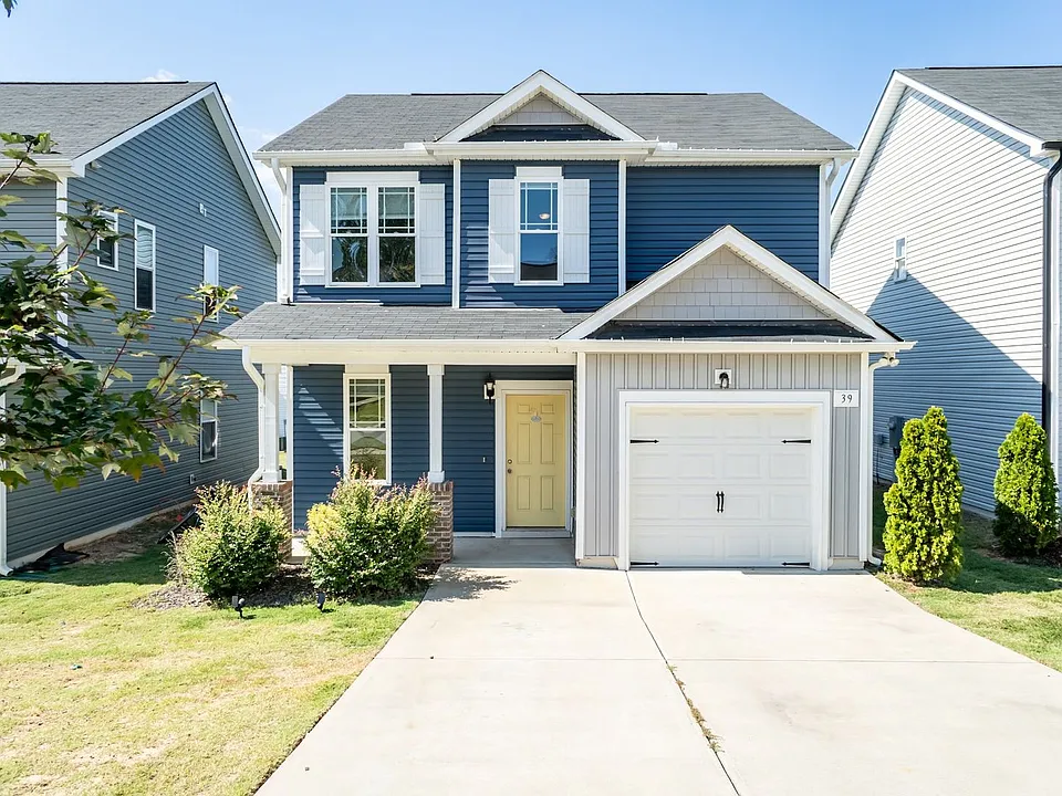 39 Schoolhouse Way