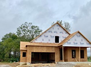 5685 Ballantrae Woods Dr, Dublin, OH 43016