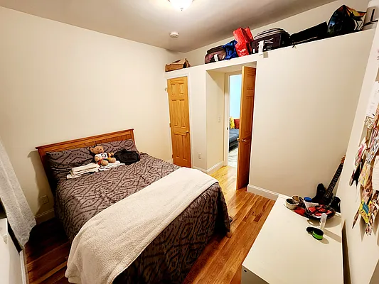 Rented by Brooklyn Property Group LLC | media 6