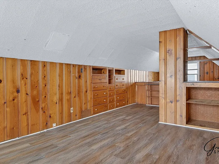 20410 Five Points St — Photo 19