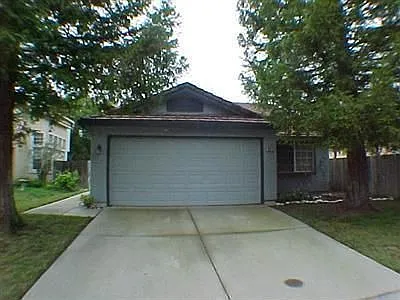 8613 Oakenshield Cir photo 1