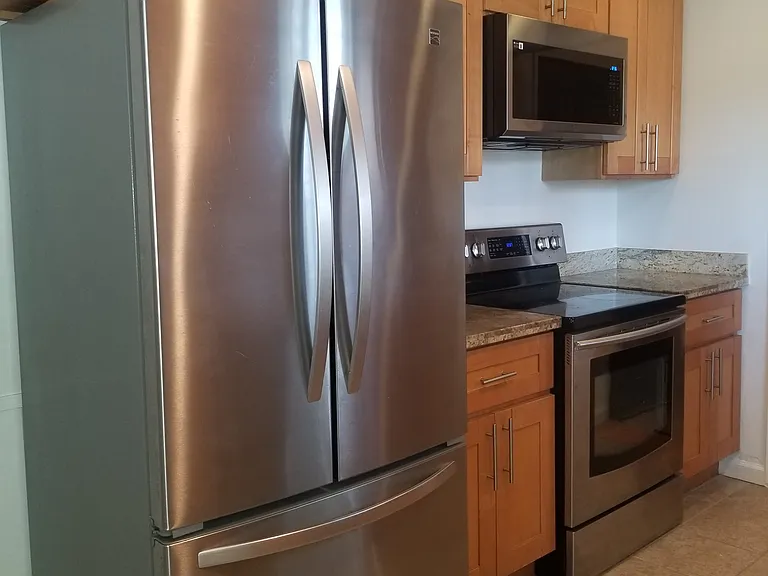 2394 Pauline Dr — Photo 4