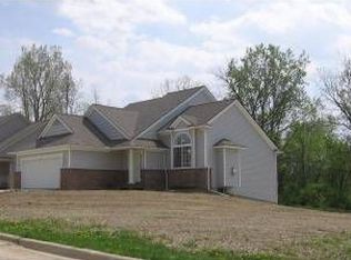 200 Calhoun Ave, Clinton, MI 49236