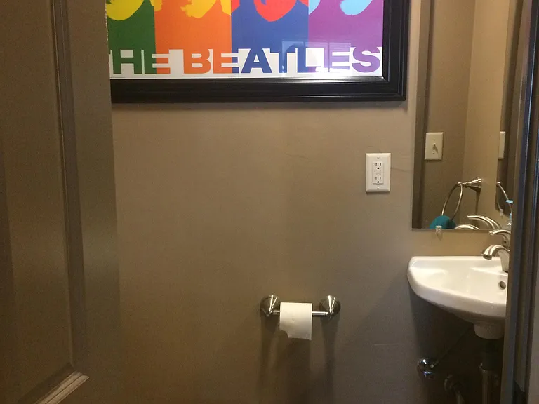 1/2 bath