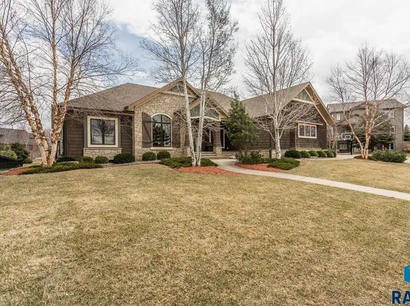 7000 S Dalston Ln, Sioux Falls, SD 57108