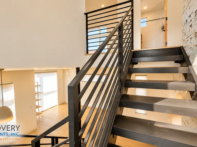 3235 Louise St #C — Photo 30