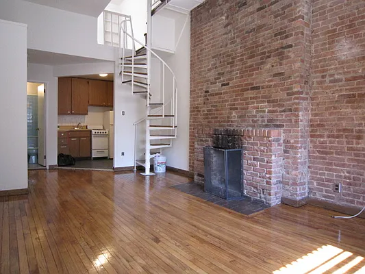 Rented by JK Dansar Corp | media 35