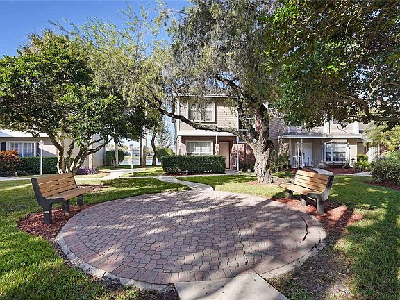 3rd image of 12133 NW 36th Place