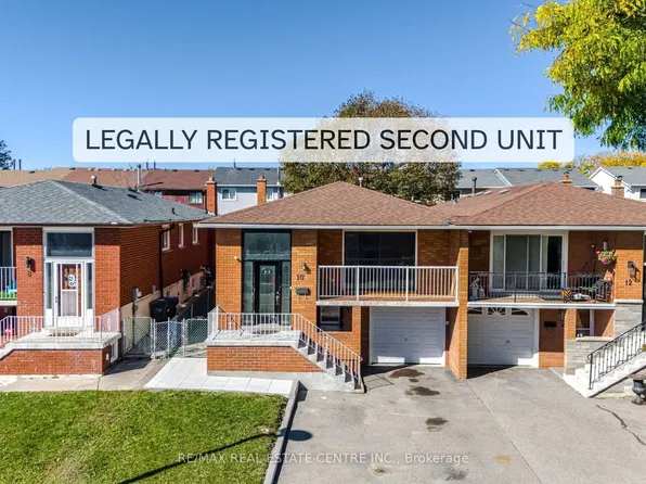 10 Major Oaks Dr, Brampton, ON L6V 3K2