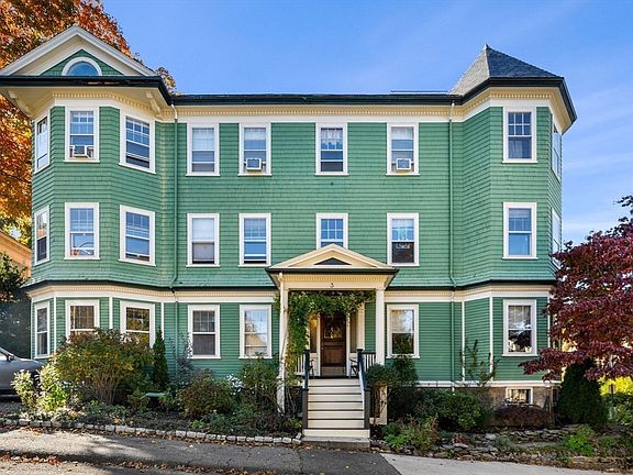 2nd image of 3 Upland Rd #2