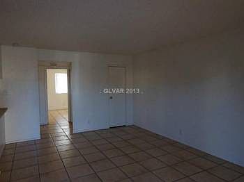 3rd image of 301 Eastminister Ct APT B