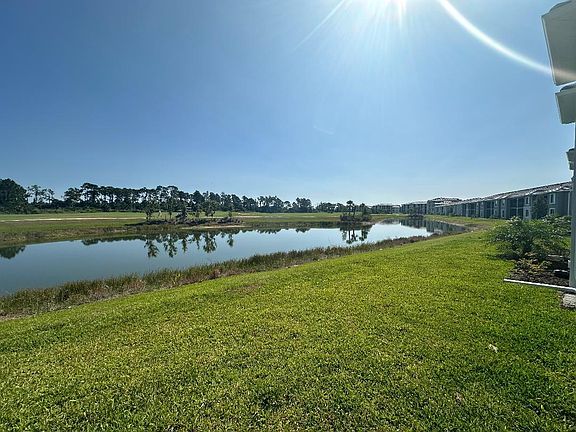 4th image of 12470 Wellen Golf St #102