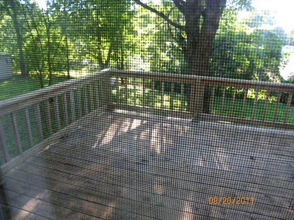 Deck off dining area/kitchen