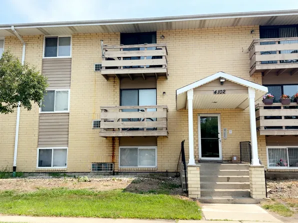 4125 Greenleaf Ct #108, Waukegan, IL 60085