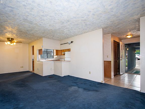 5th image of 3512 NW 126th St