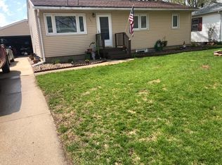 541 Helmet Ave, Waterloo, IA 50703
