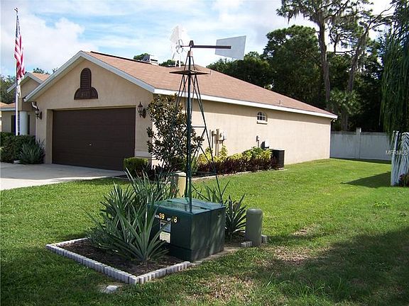4th image of 894 Summer Glen Dr