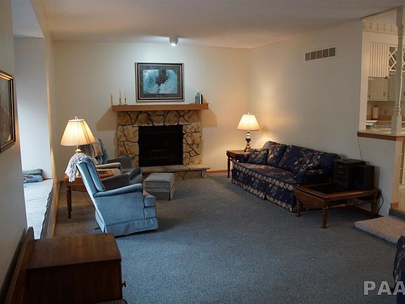4th image of 141 Cottonwood Ct