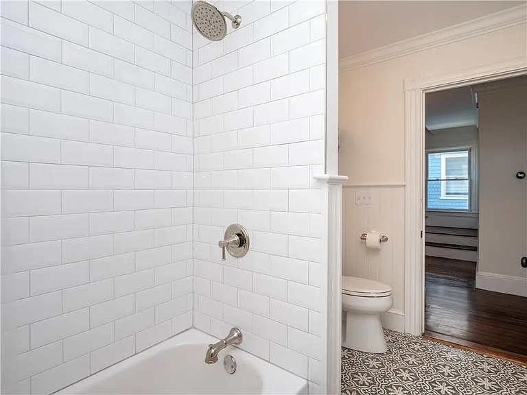 27 Mann Ave — Photo 25